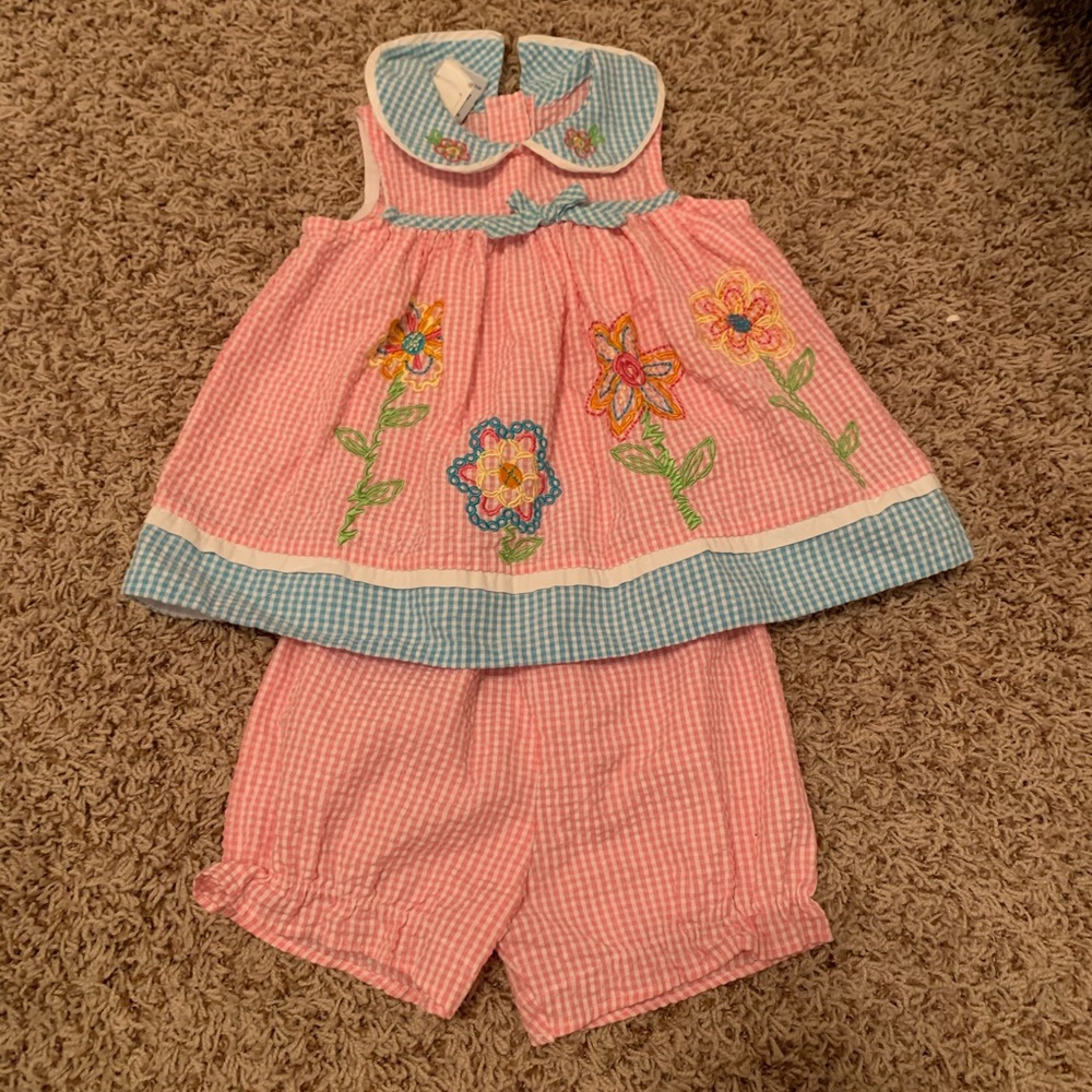 Adorable two piece Spring or Easter set
